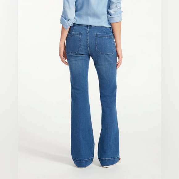 Tommy Bahama Tema Flare Jeans mid ocean wash 31x33 - Picture 3 of 17